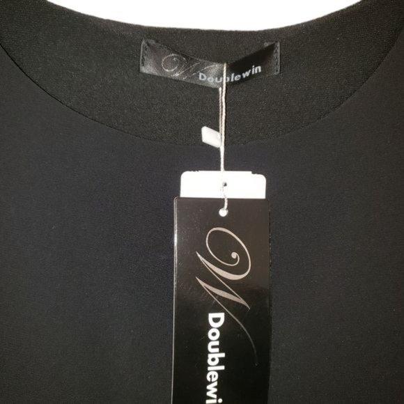 3/$15 Doublewin Black Flutter Sleeve Blouse Size Large - Picture 2 of 6